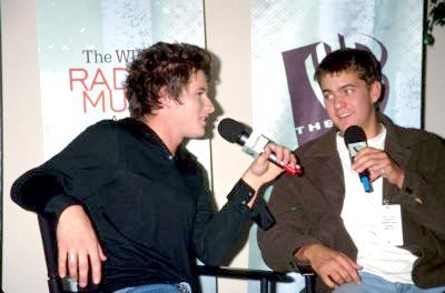 radio18.jpg radio18.jpg