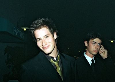 Click to view full size image
==============
wb04.jpg wb04.jpg