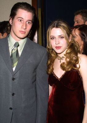 Click to view full size image
==============
globes03.jpg globes03.jpg