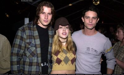 Click to view full size image
==============
upn12.jpg upn12.jpg