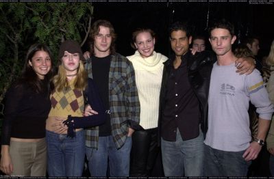 Click to view full size image
==============
upn35.jpg upn35.jpg