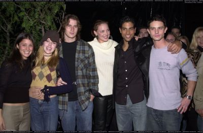 Click to view full size image
==============
upn36.jpg upn36.jpg