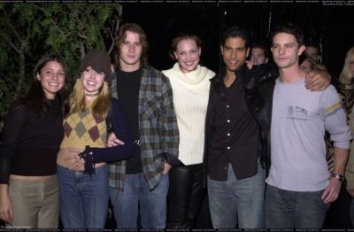Click to view full size image
==============
upn37.jpg upn37.jpg
