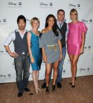 abc-allparty05.jpg