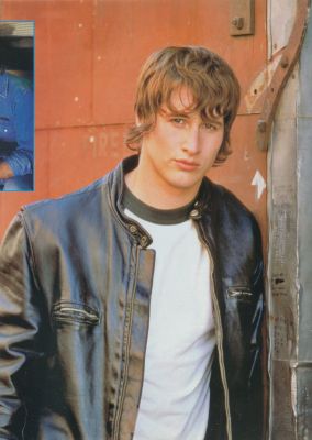 TV_HIGHLIGHTS_May_2002_p47.jpg