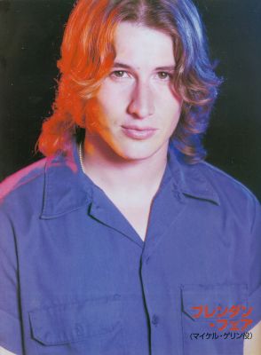 TVSERIESSTARS_Sept_2002_p6.jpg