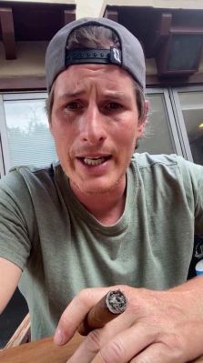 igtv82821_001_0509.jpeg