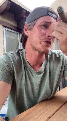 igtv82821_001_0757.jpeg