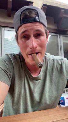 igtv82821_001_0947.jpeg