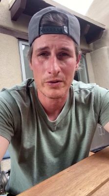 igtv82821_001_1194.jpeg