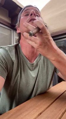 igtv82821_001_1542.jpeg