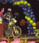 grad02.jpg